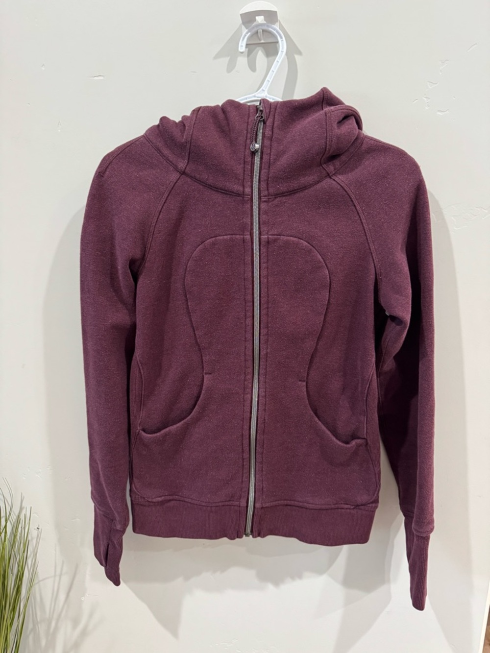 lululemon athletica plum colored scuba jacket size 4 and gently used